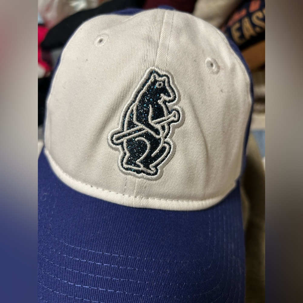 Cubbies. White/blue cap. Glitter logo